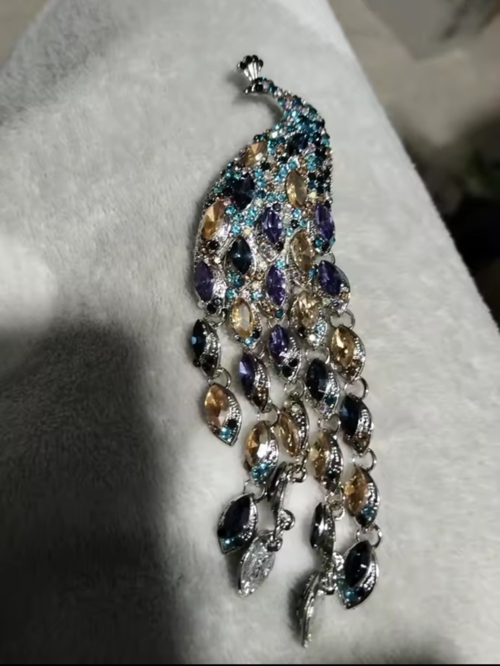 Luxe Peacock Feather Blue Purple Gem Diamond Brooch - Picture 10 of 10